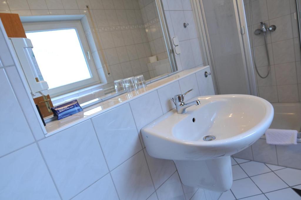 Hotel Bergischer Hof Windeck Bilik gambar